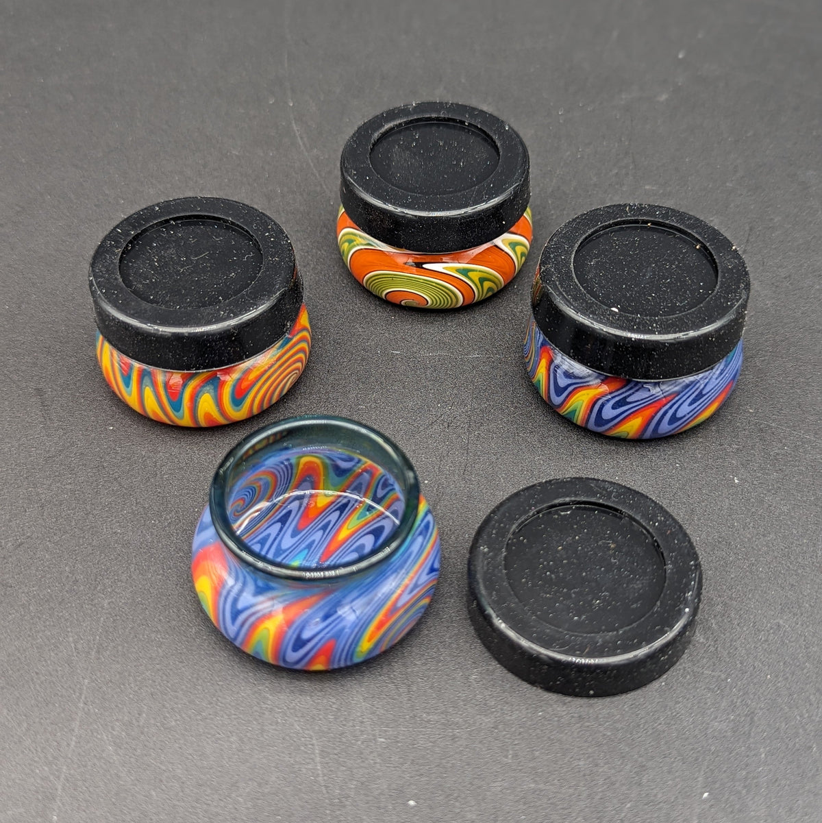 1.5" Black Wigwag Glass Jar-Avernic Smoke Shop