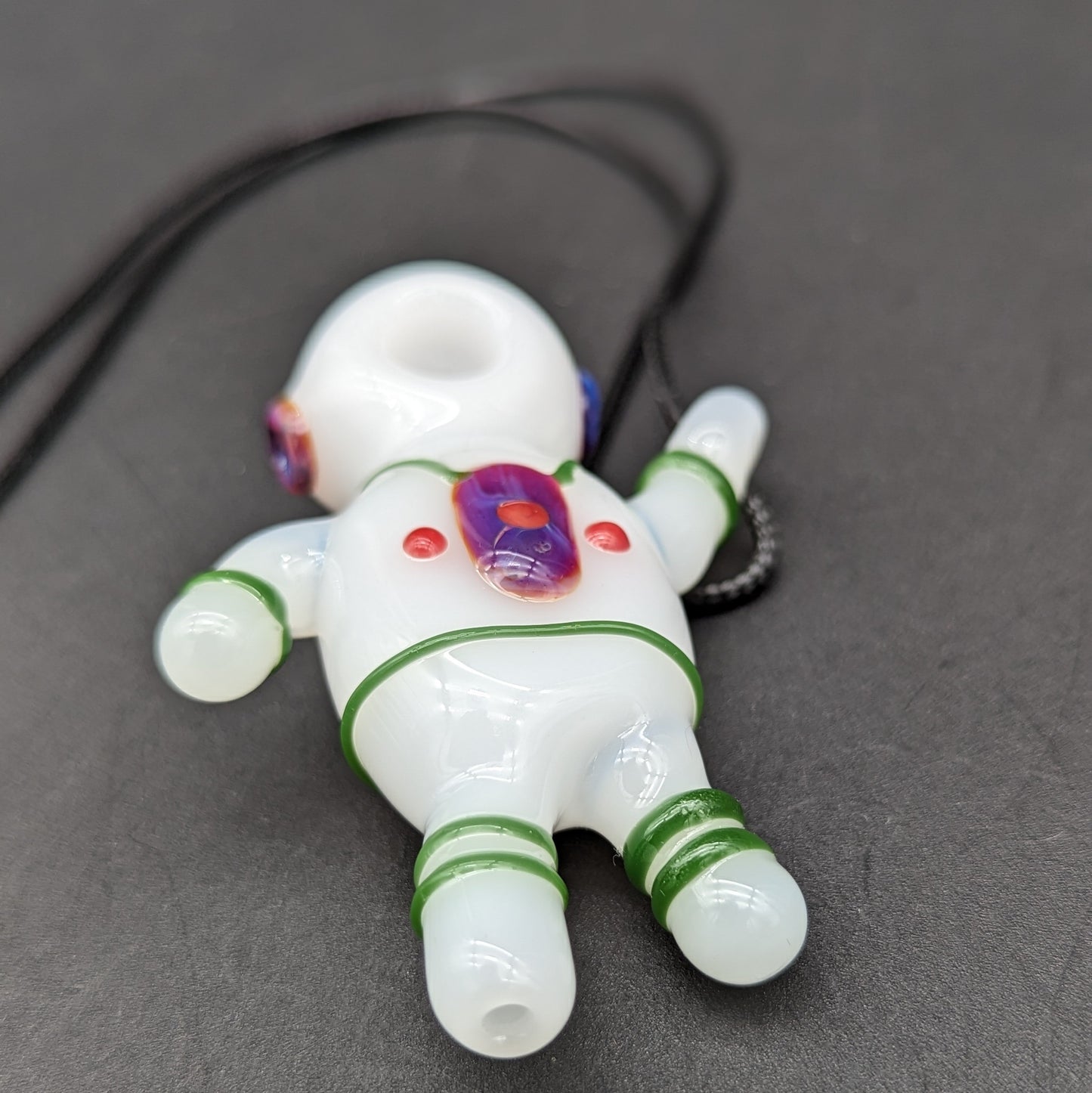 3.2" Spaceman Necklace Hand Pipe
