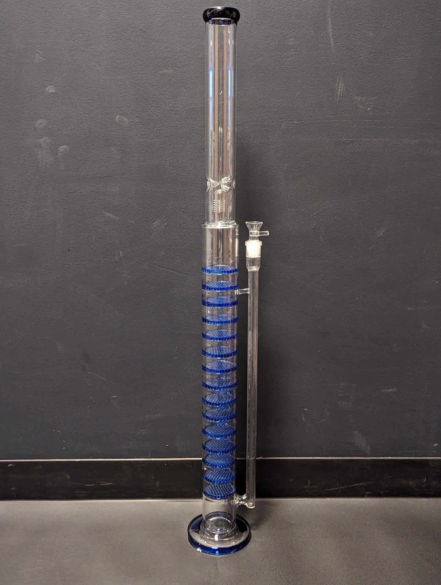 42" Tall Straight Tube w/ 15 Honeycomb Percs