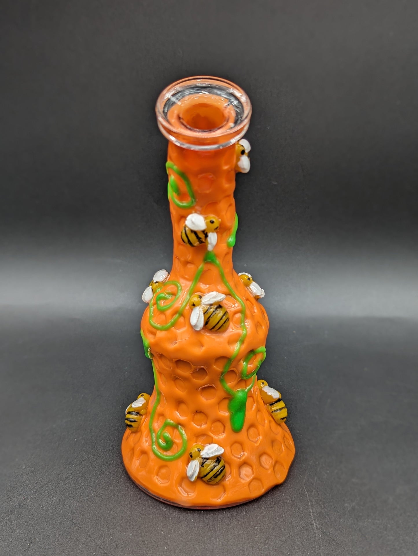 7" 3D Honey Bee Water Pipe