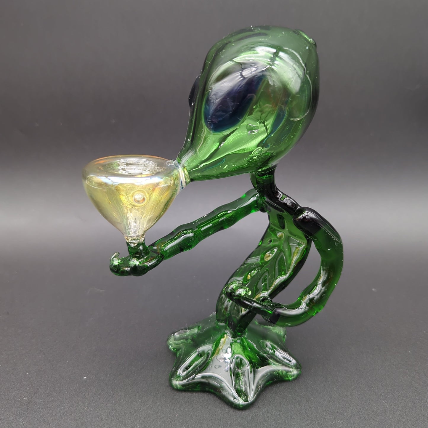 Alien Dry Novelty Weed Pipe-Avernic Smoke Shop