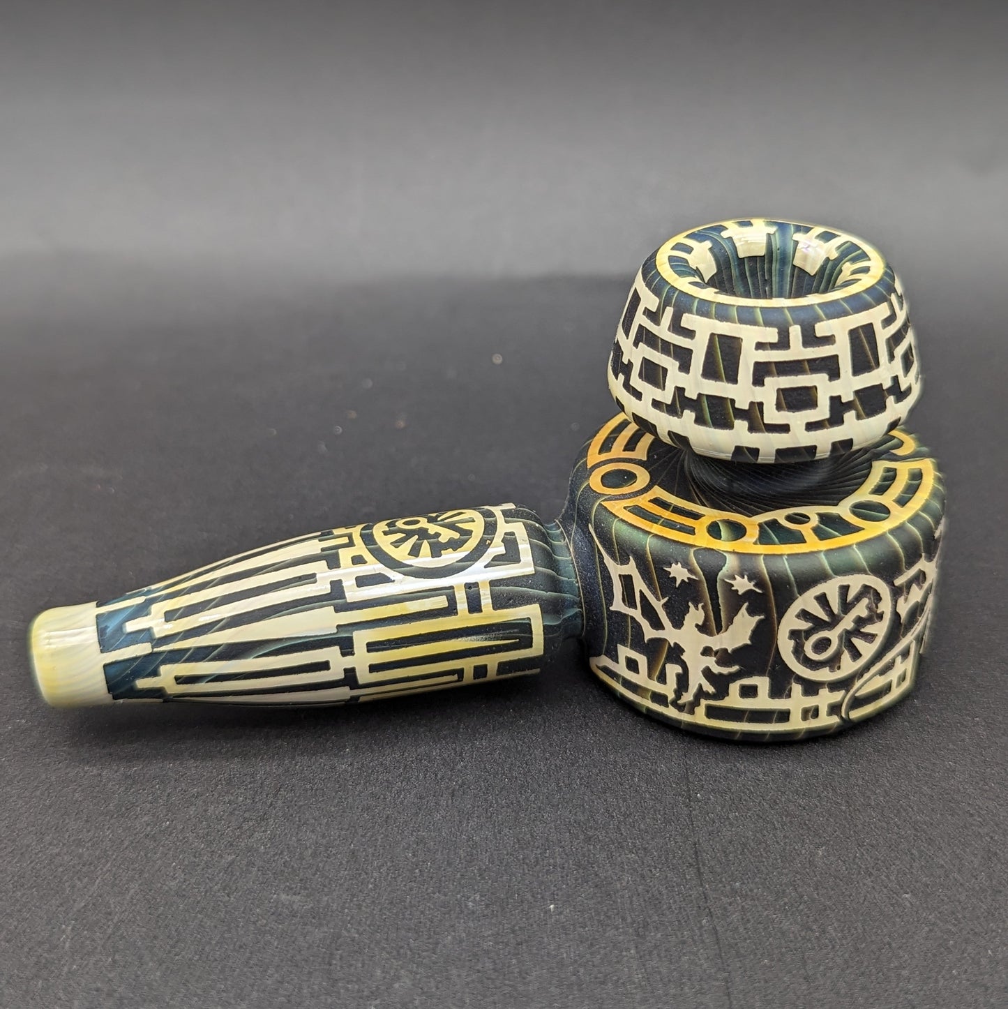 Cheech Glass - Inner Dragon Etched Hand Pipe