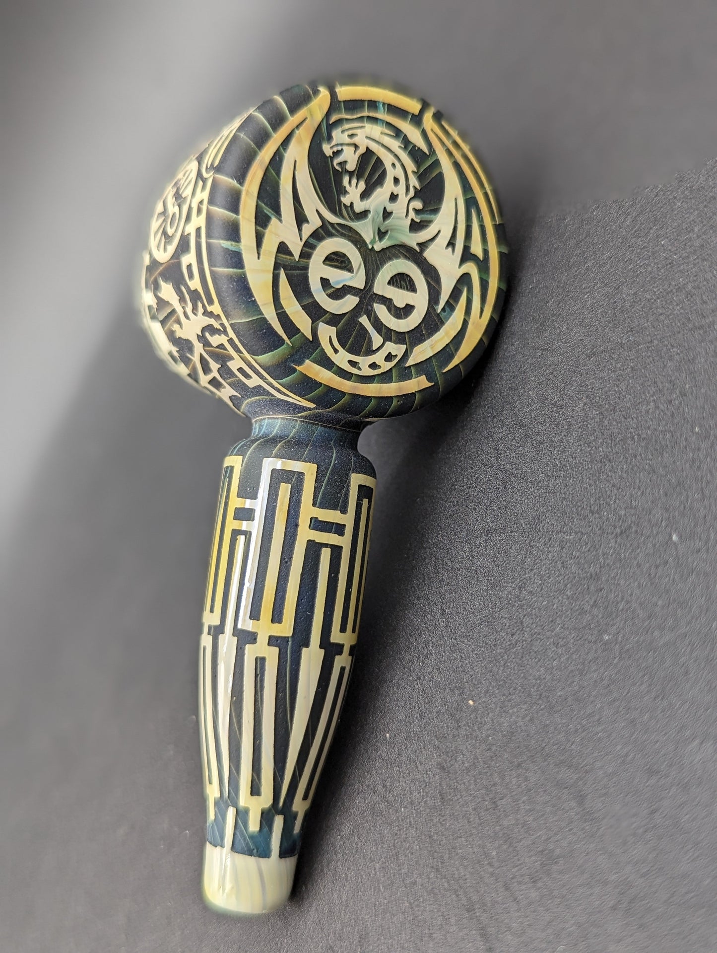 Cheech Glass - Inner Dragon Etched Hand Pipe
