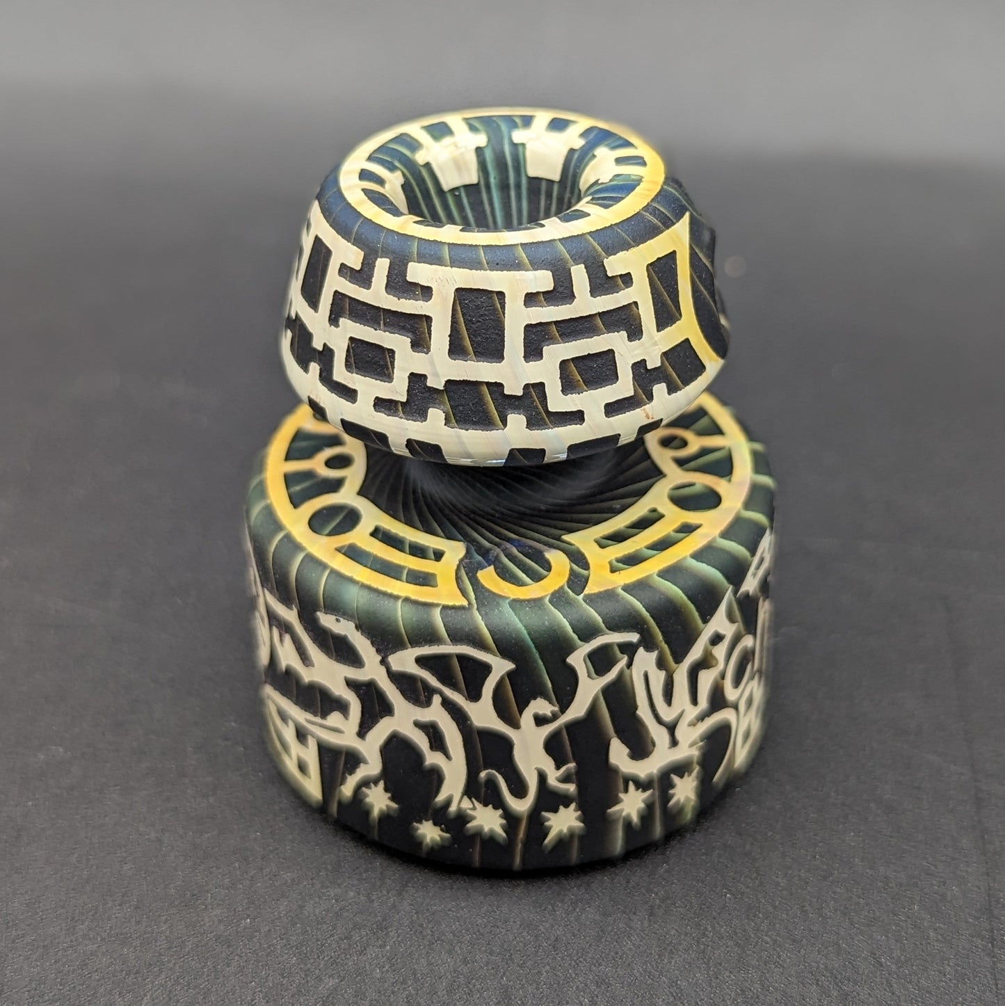 Cheech Glass - Inner Dragon Etched Hand Pipe