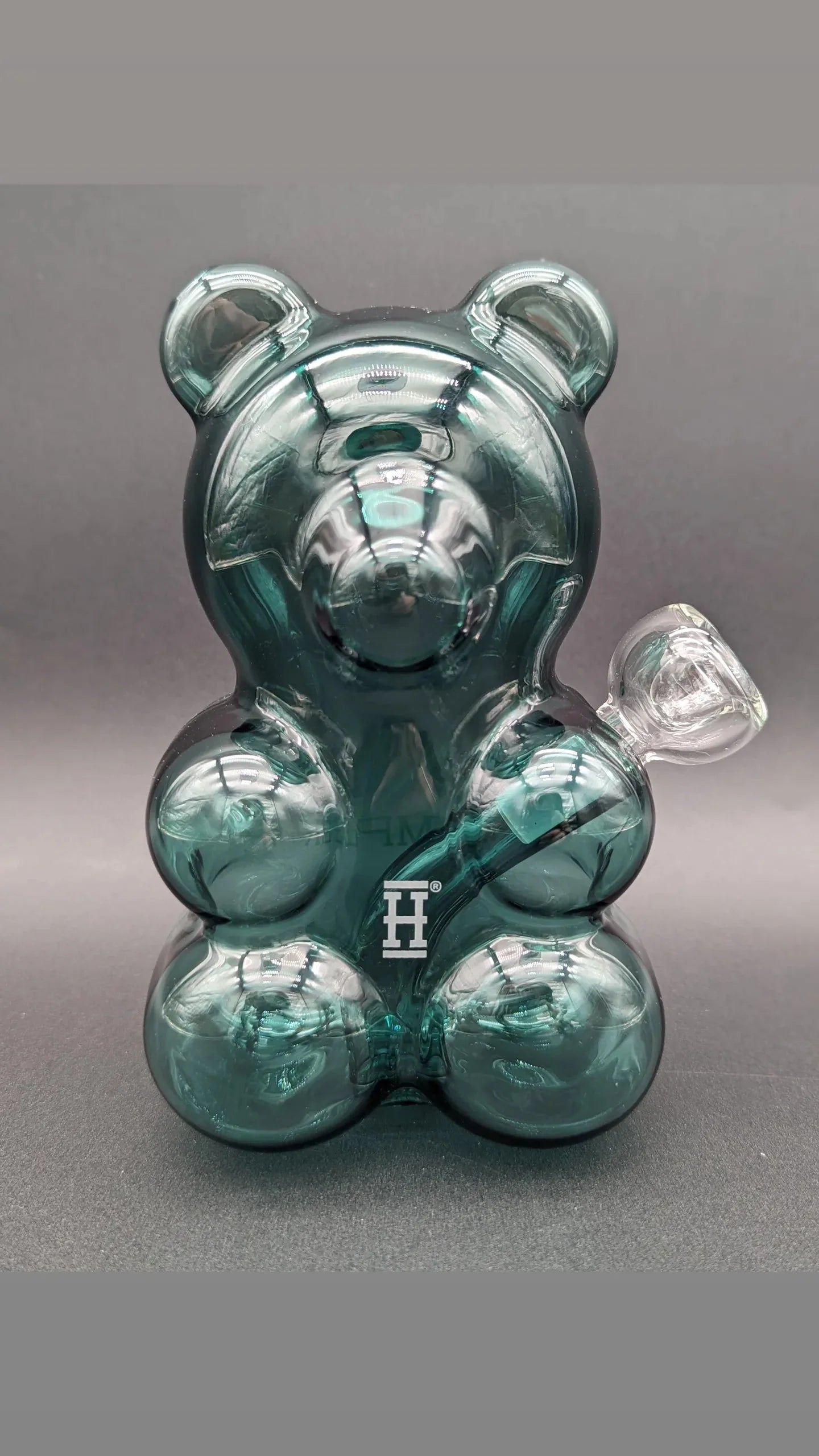 Hemper Gummy Bear Glass Water Pipe-Avernic Smoke Shop