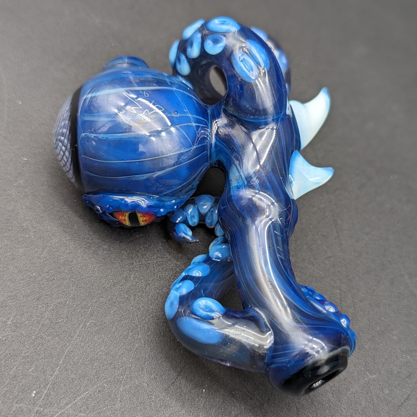 Mako Glass Sea Serpent Hand Pipe