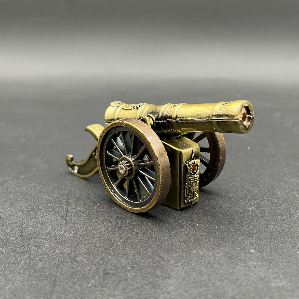 Rolling Cannon Jet Torch Lighter-Avernic Smoke Shop