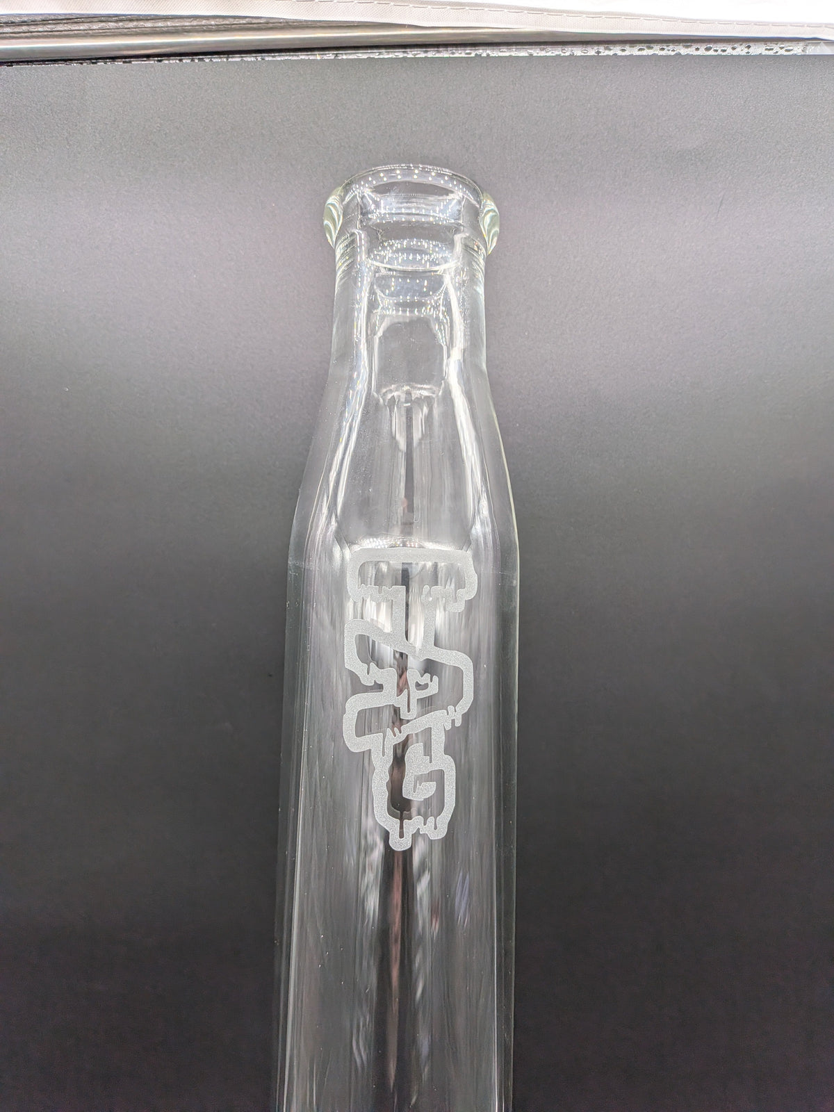 TAG - 30" Mega Beaker 80x7MM