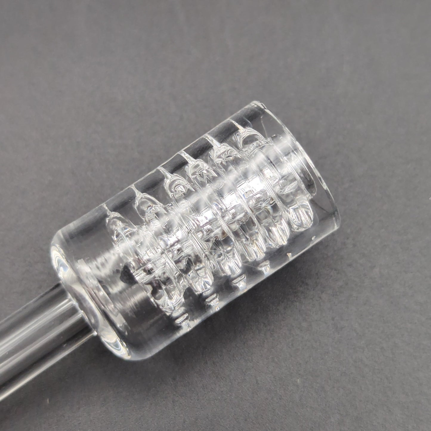 Diamond Knot Six Stack Quartz Nail - 14mm Close Up