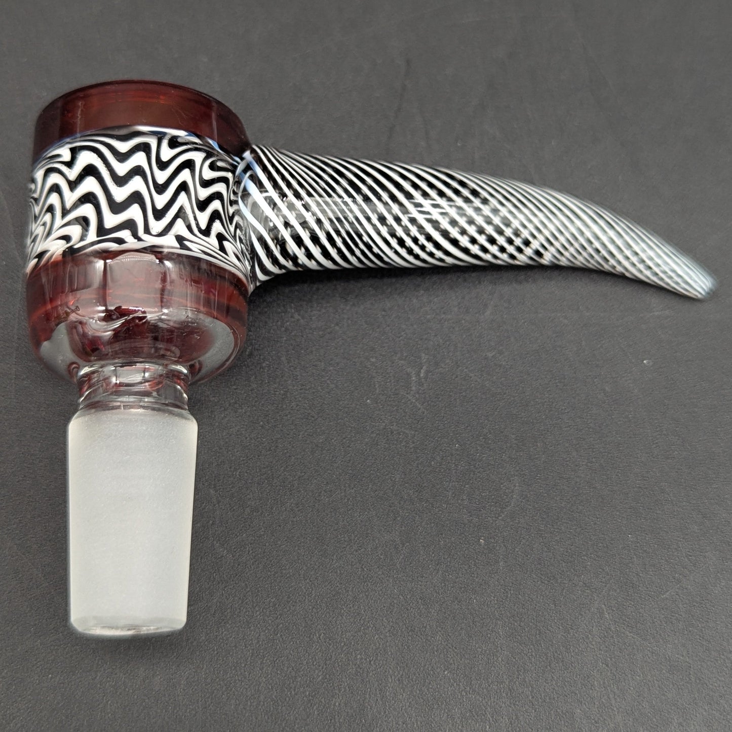 14mm Hittn Glass XL Handle Screened Bowl-Avernic Smoke Shop