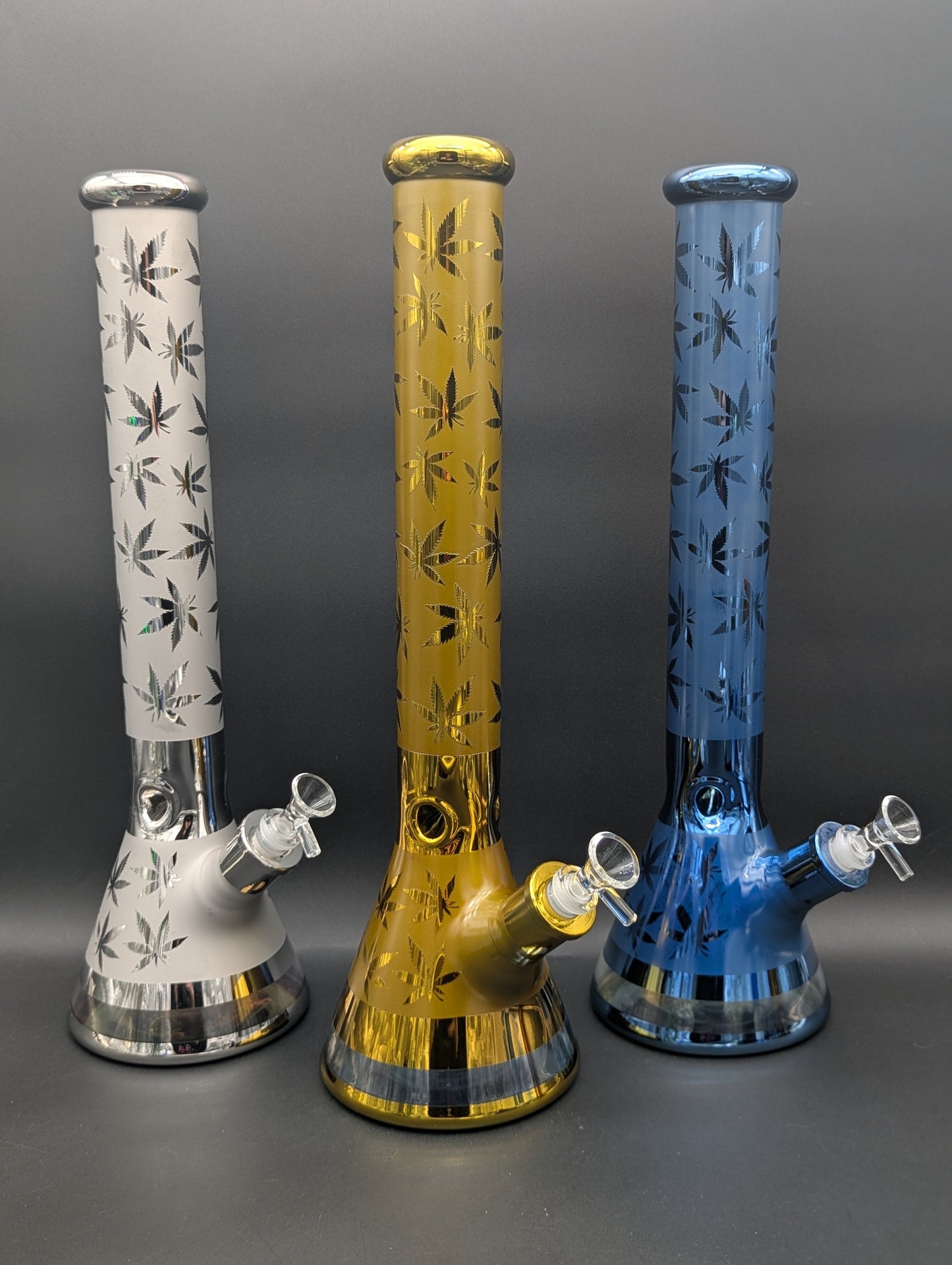 18" Iridescent Weed Leaf Beaker Bongs-Avernic Smoke Shop