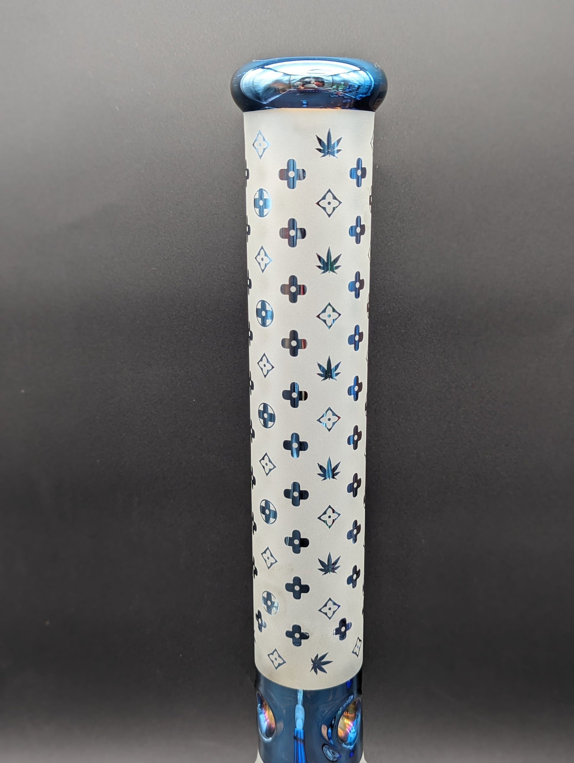 18" LV 7mm Frosted Glass Beaker Bong-Avernic Smoke Shop