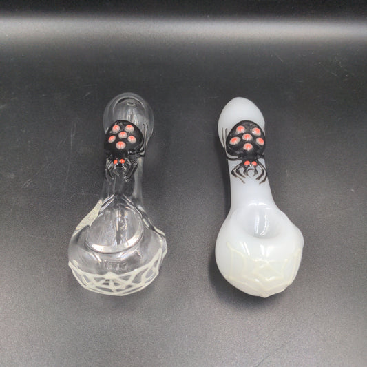 4" Glow In The Dark Spider Hand Pipe-Avernic Smoke Shop