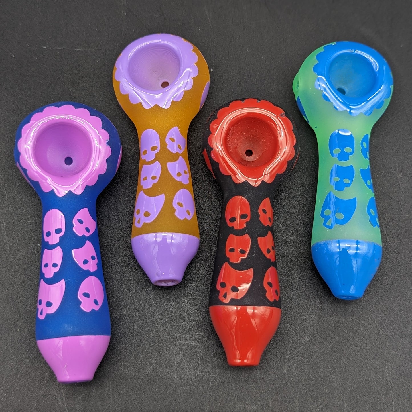 4" Sandblasted Skulls Hand Pipe-Avernic Smoke Shop