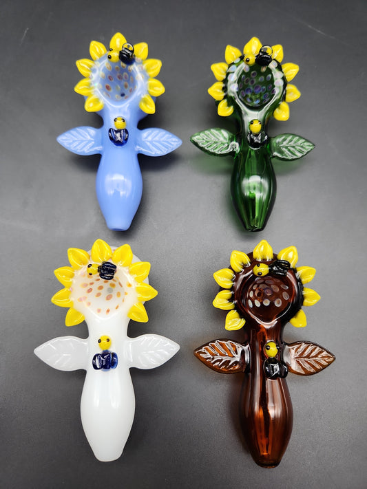 4" Sunflower Hand Pipe with Bees-Avernic Smoke Shop