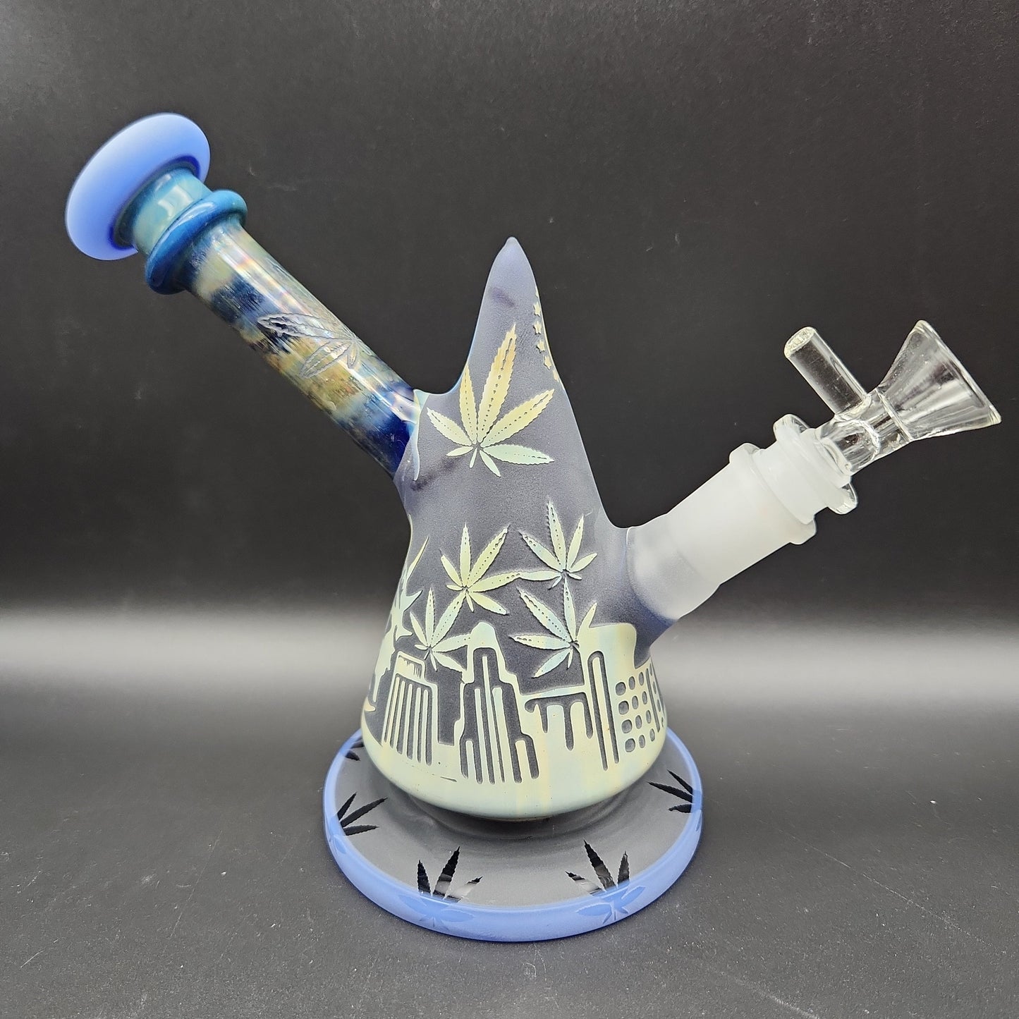 7" Etched Cone Water Pipe-Avernic Smoke Shop