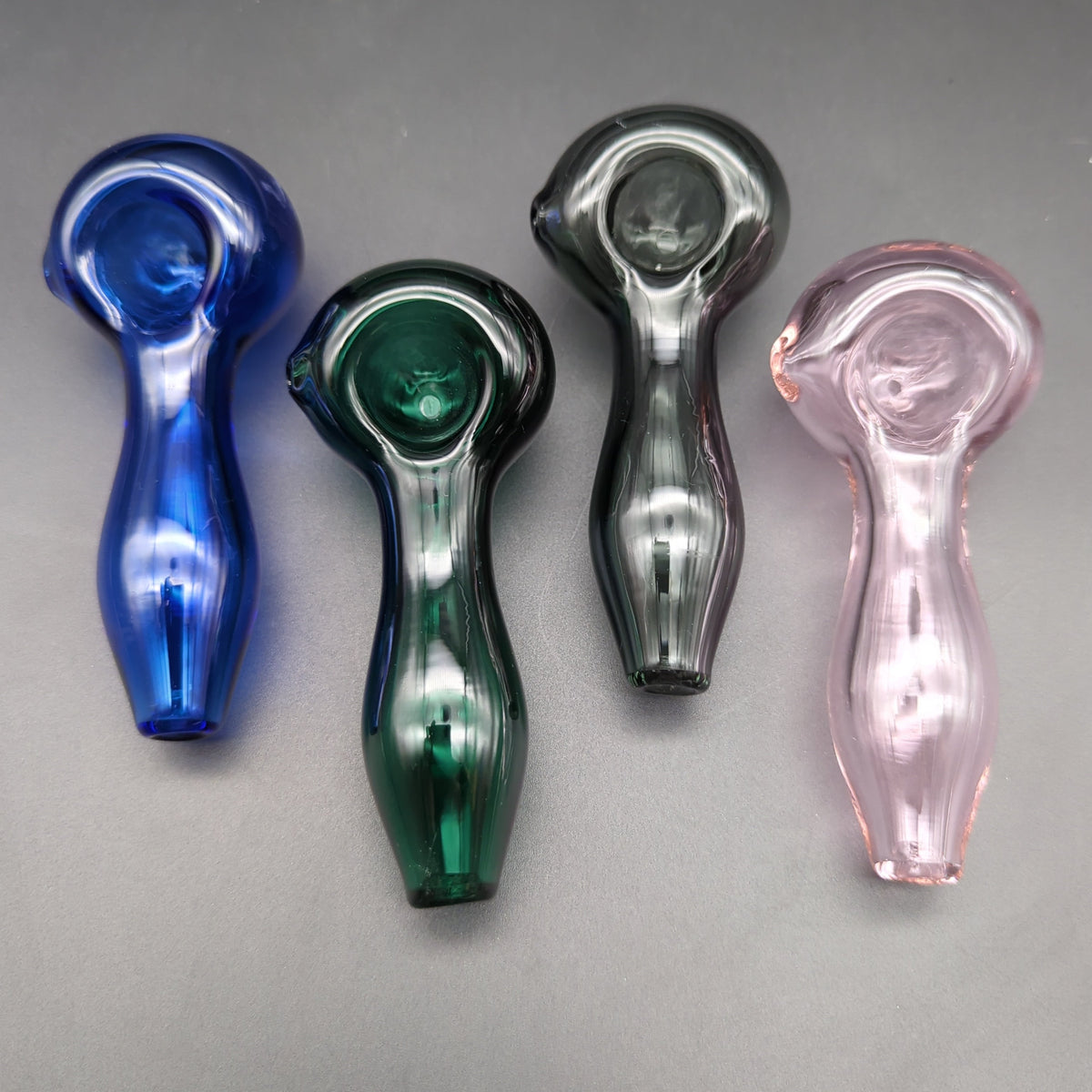 Classic Glass Hand Pipe-Avernic Smoke Shop