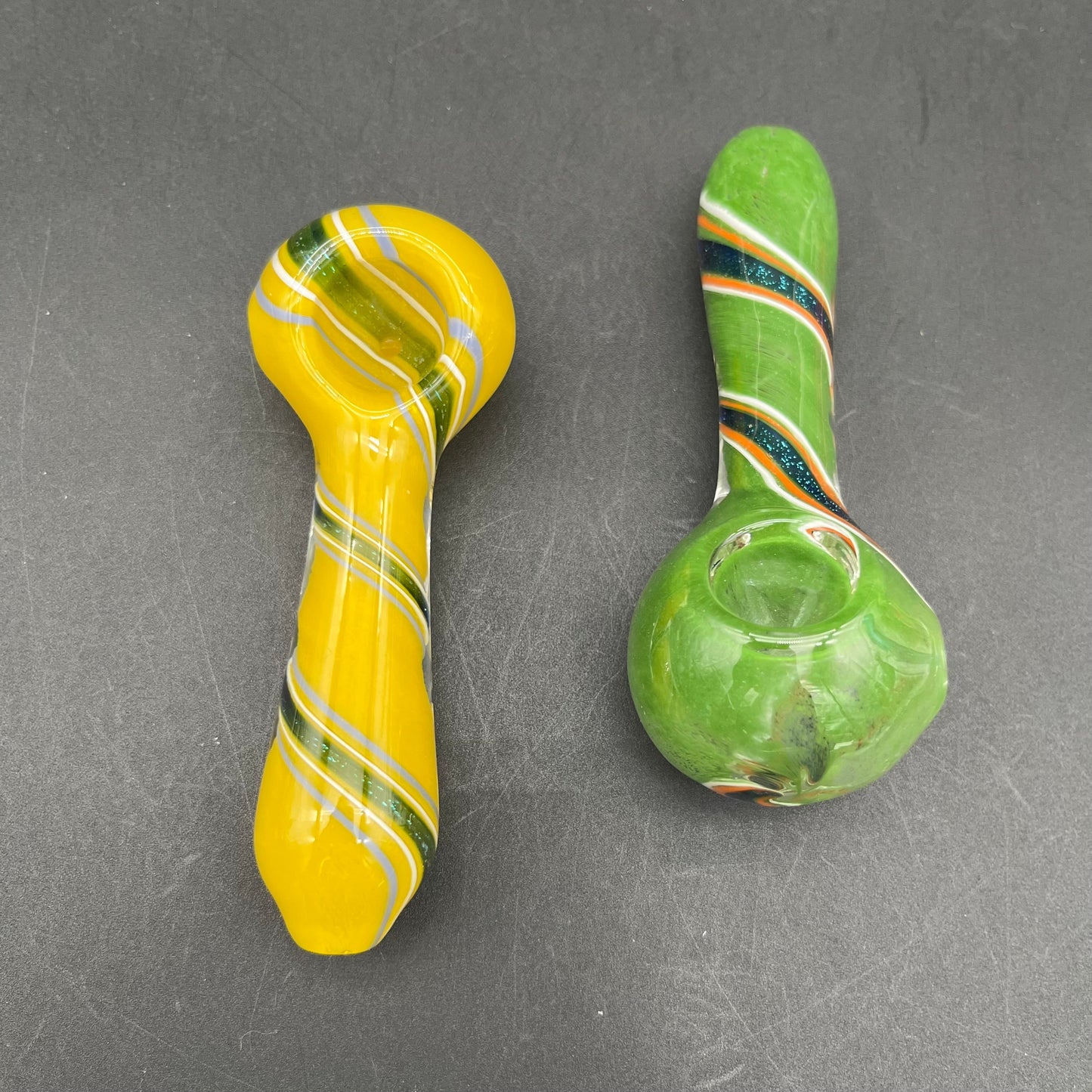 Dichro Spiral Solid Color Hand Pipe