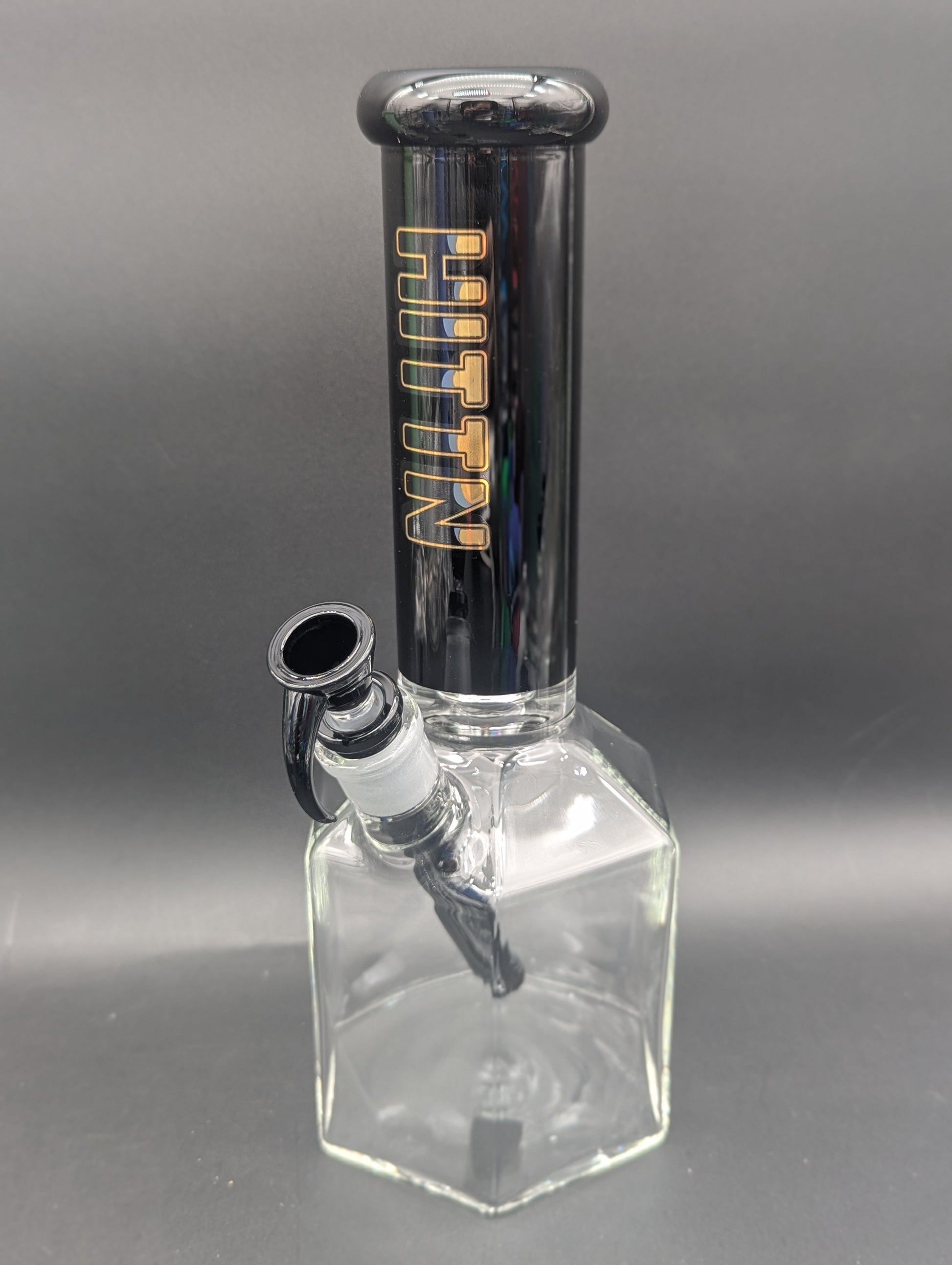 Hittin Glass Hexagon Beaker Bong-Avernic Smoke Shop