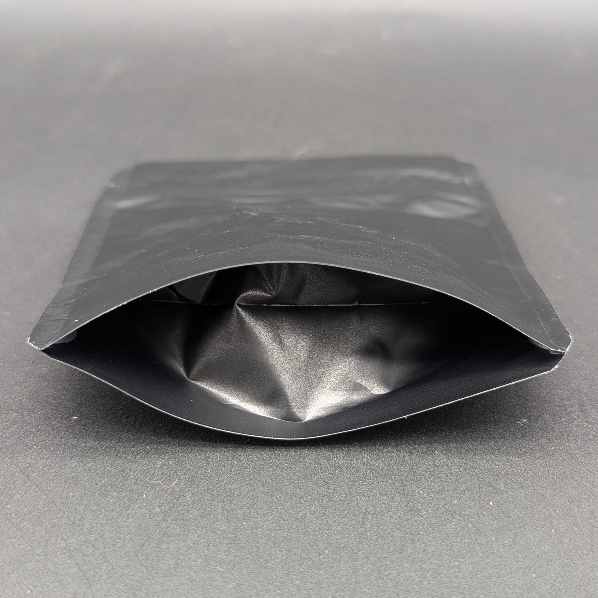 Mylar Bag Matte Black/Black- 1/8 (3.5g)-Avernic Smoke Shop