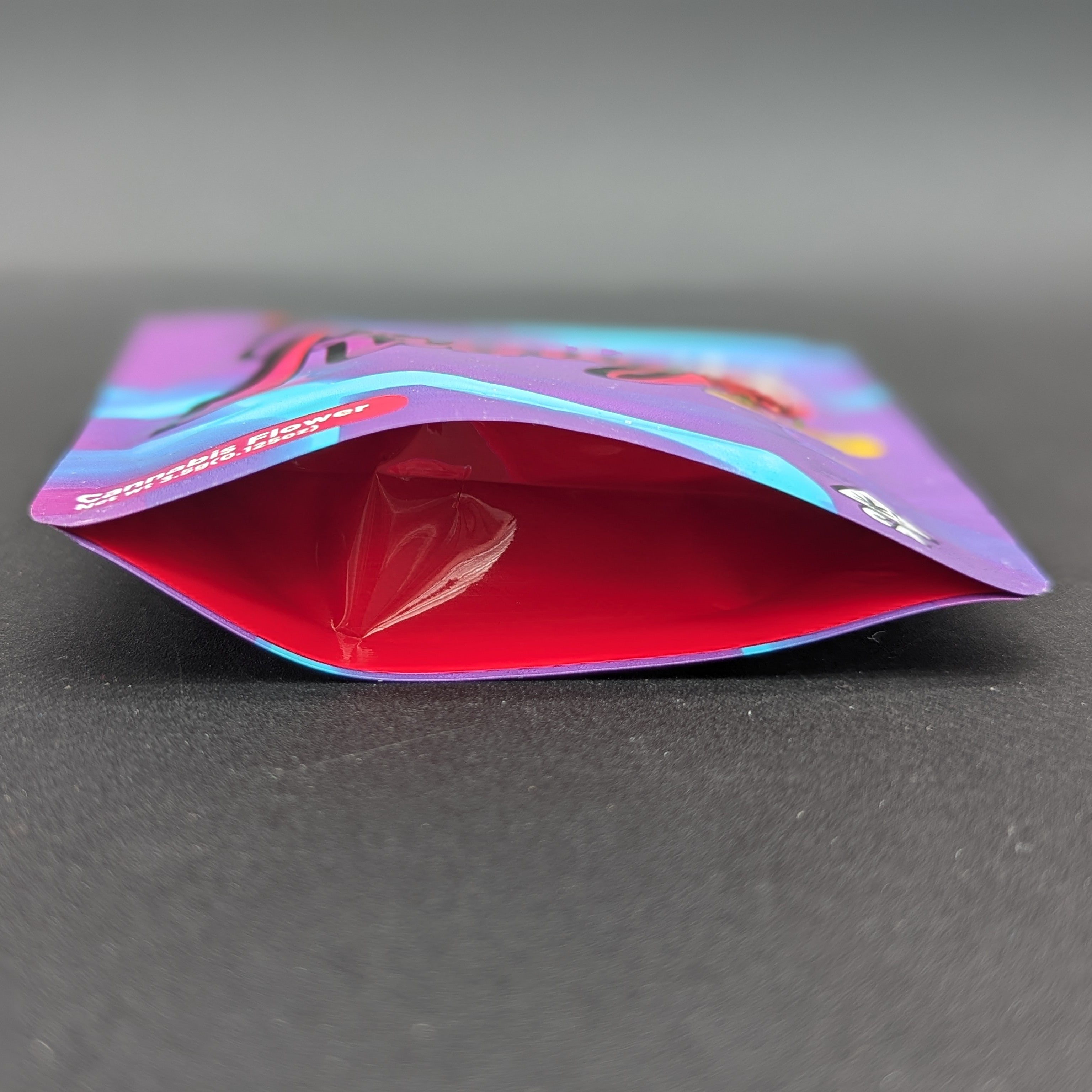 California Clear Raspberry Runtz Raspberry Runtz 3.5g Mylar Bags – Midnight Distribution