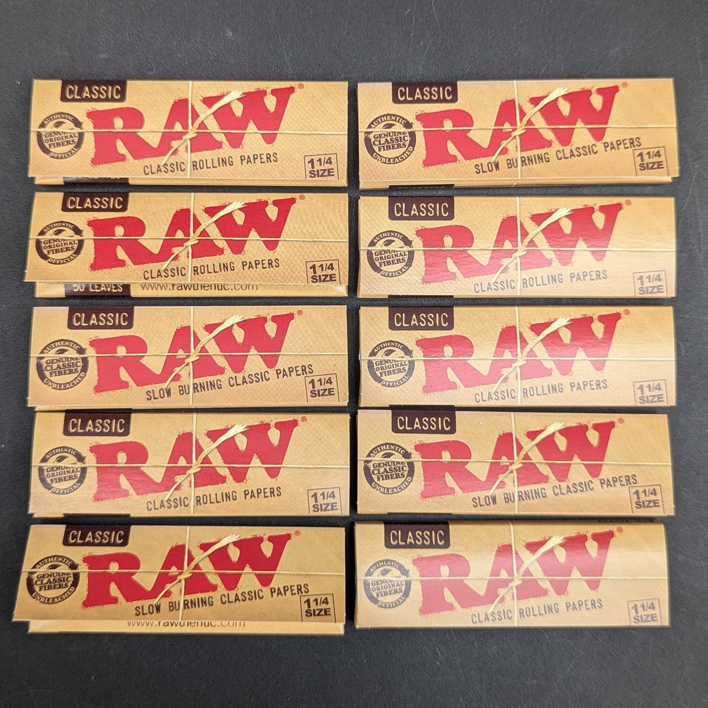 RAW Classic Rolling Papers - 1 1/4 Size