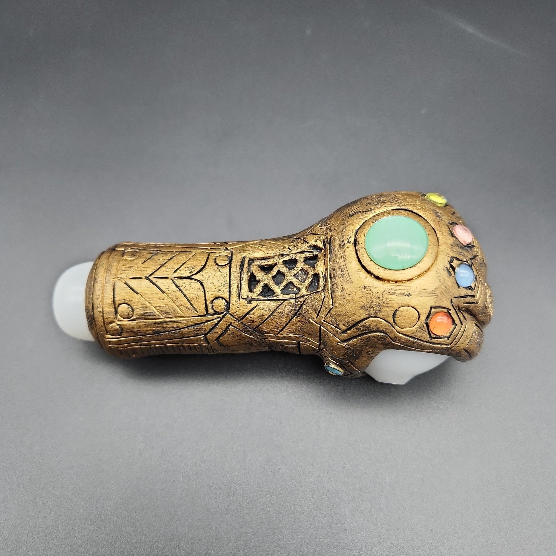 5" Gem Gauntlet Hand Pipe - back of hand