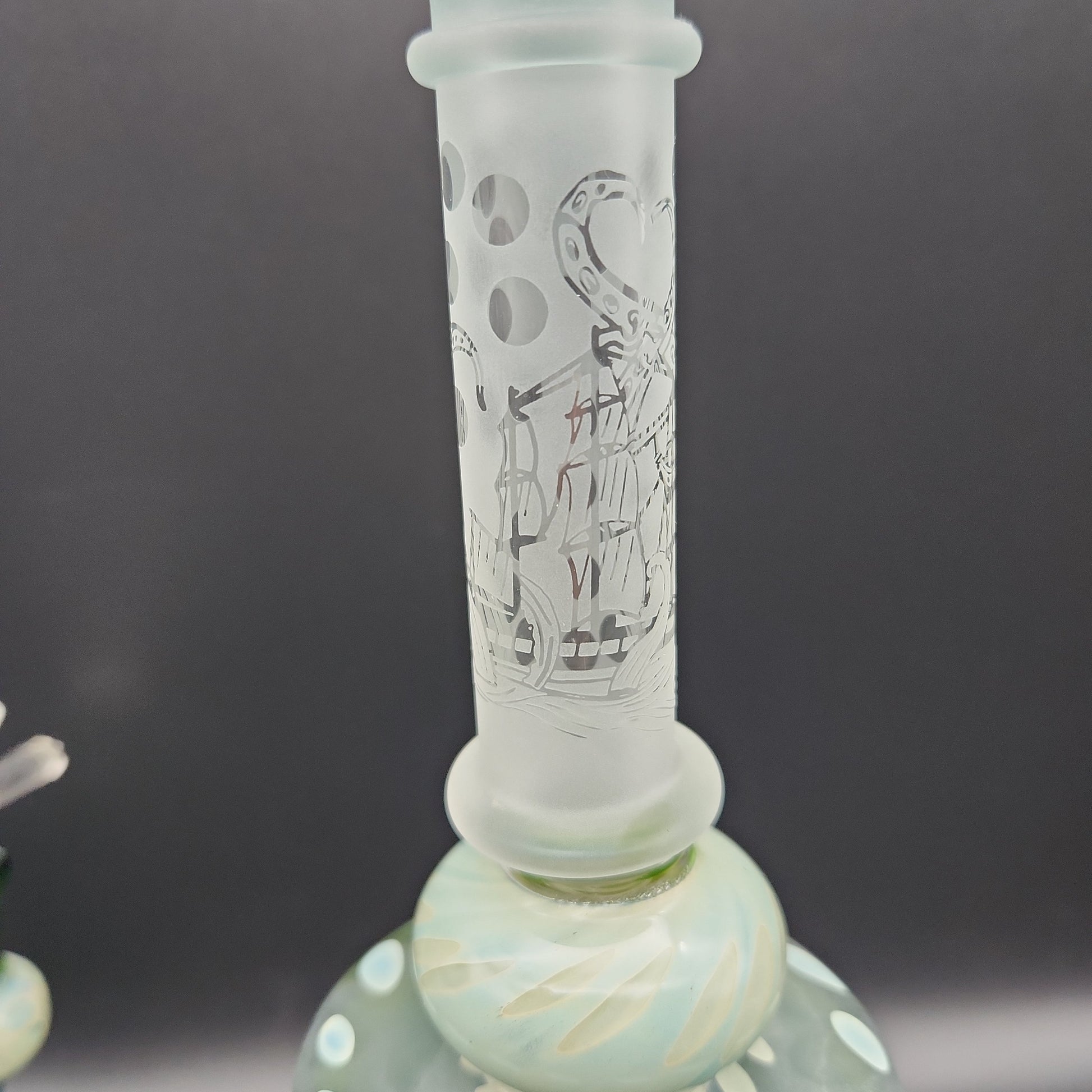 9.5" Kraken Tentacle Sandblasted Water Pipe neck 