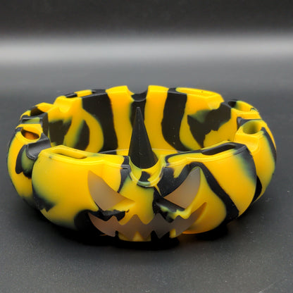 Pumpkin Silicone Ashtray w/ Poker - Black and Yellow